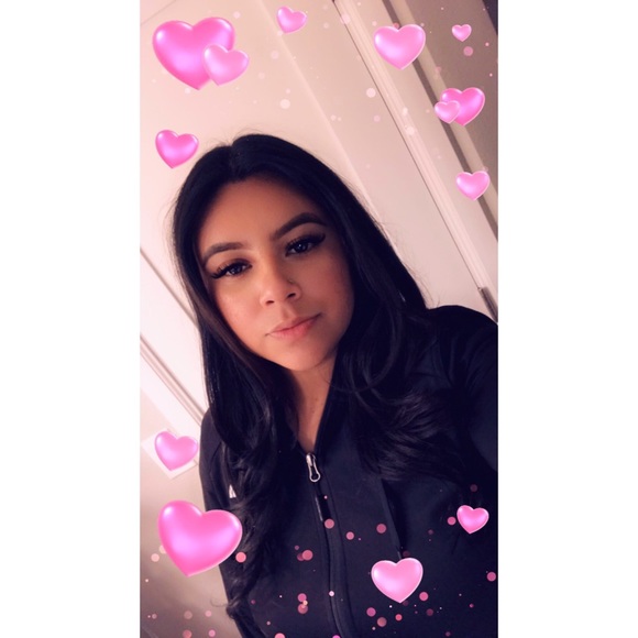 Meet your Posher, Mariela - Picture 1 of 1